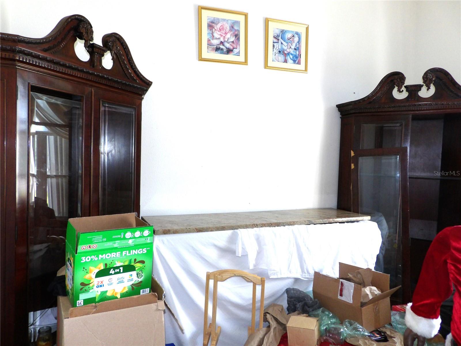 HAMPSHIRE HILLS - Residential