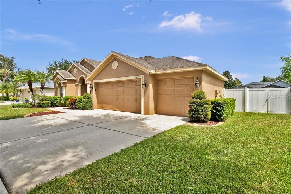 Photo of 1107 Sweet Breeze Drive, Valrico, FL 33594 (MLS # TB8430390)