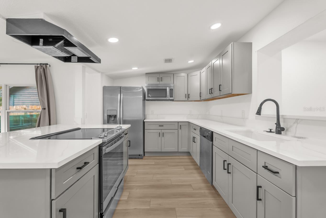 SPORTSMANS PARADISE - Residential Lease