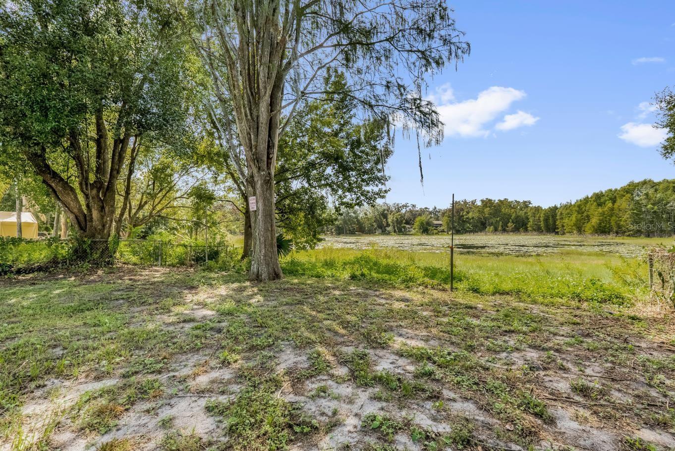 SPORTSMANS PARADISE - Residential Lease