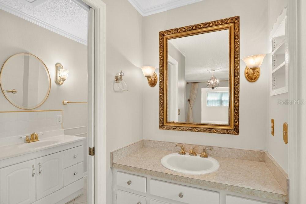 LAKE HOLDEN GROVE - Residential