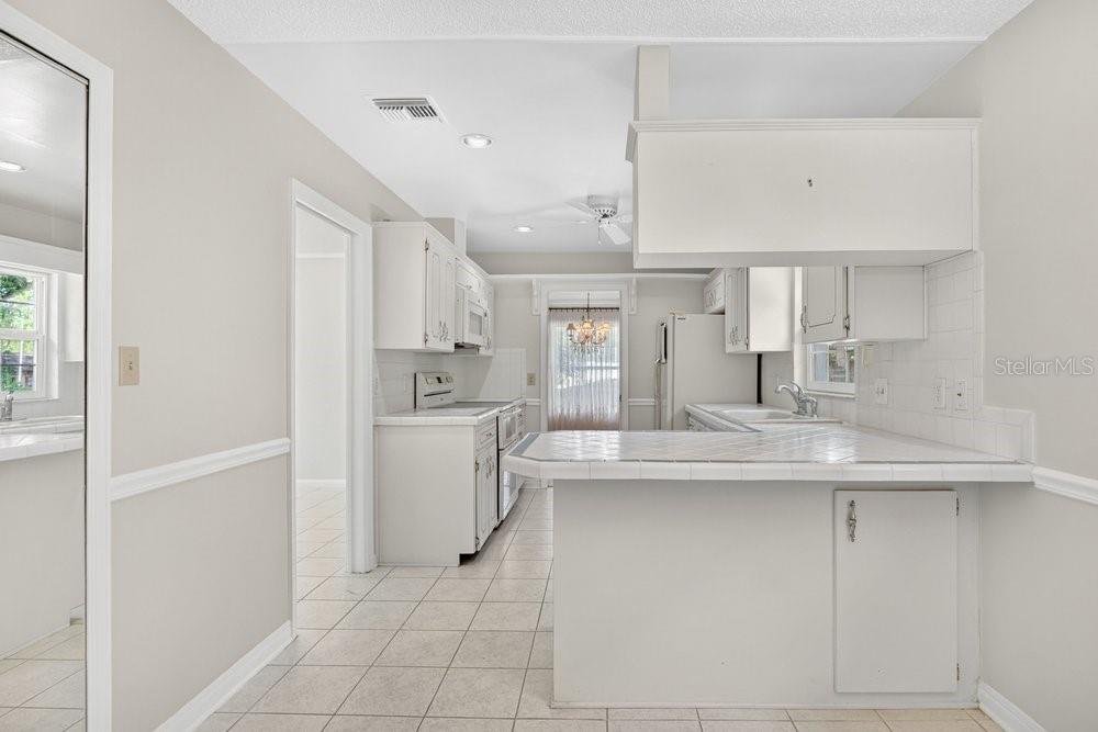 LAKE HOLDEN GROVE - Residential