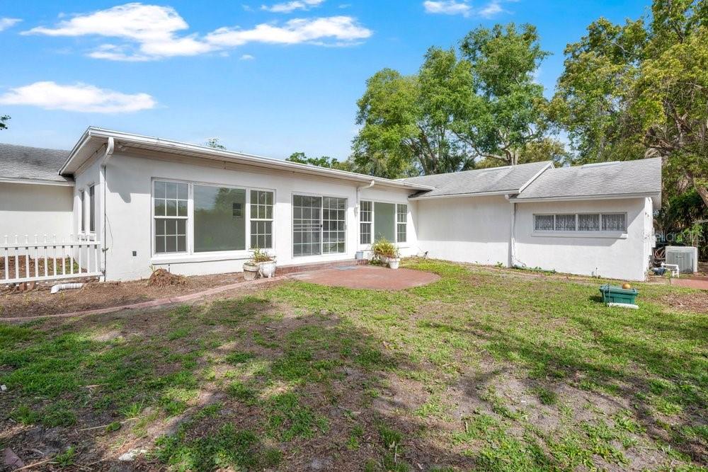 LAKE HOLDEN GROVE - Residential