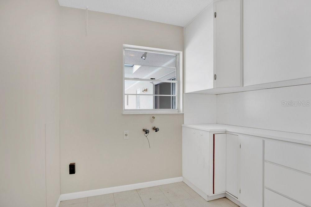 LAKE HOLDEN GROVE - Residential