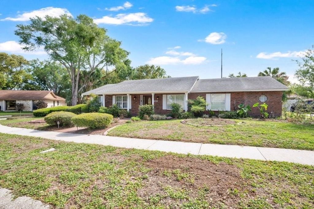 Photo of 206 Cattail Court, Orlando, FL 32806 (MLS # O6399792)