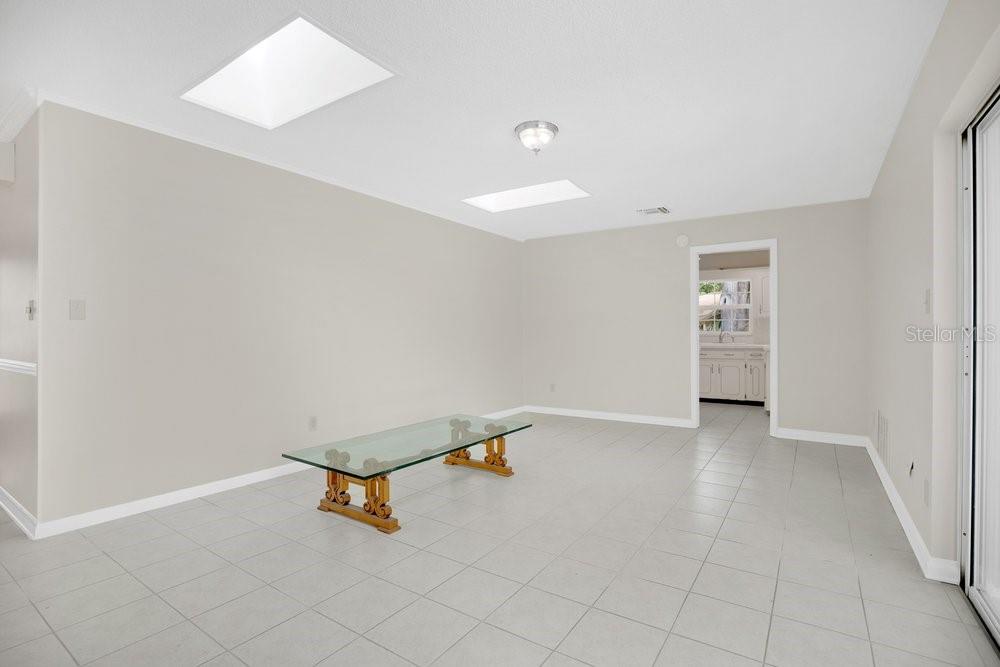 LAKE HOLDEN GROVE - Residential