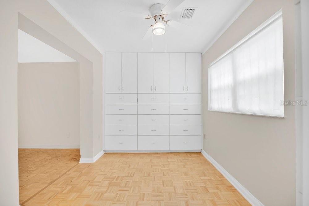 LAKE HOLDEN GROVE - Residential