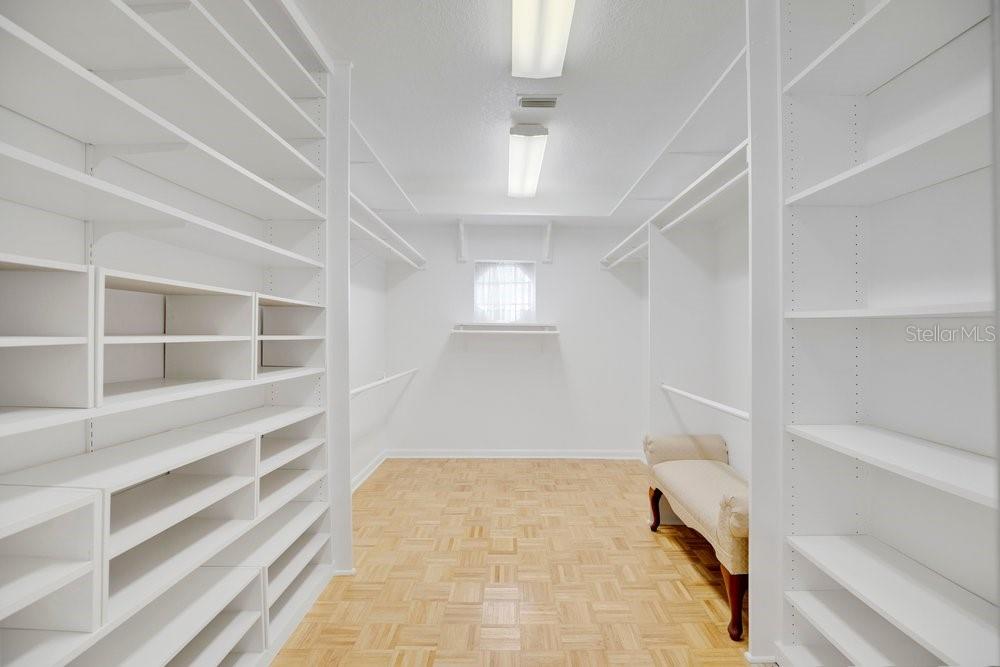 LAKE HOLDEN GROVE - Residential