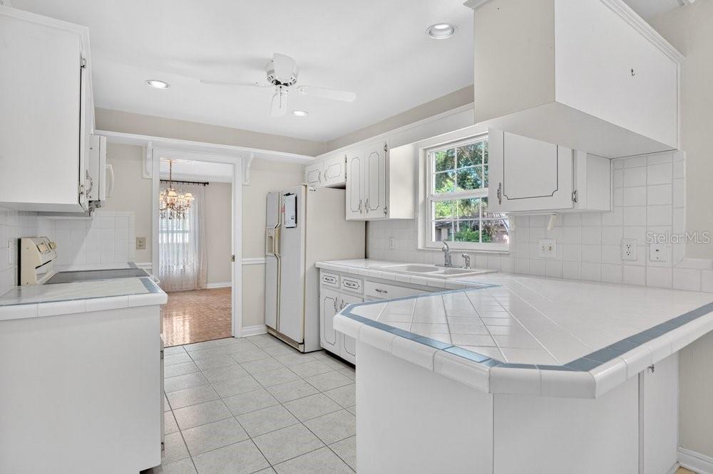 LAKE HOLDEN GROVE - Residential