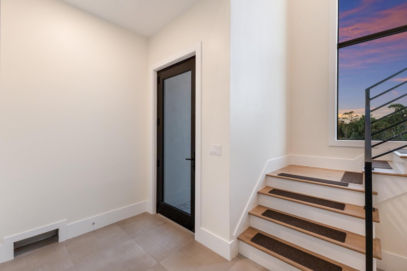 LONGBOAT KEY ESTATES - Residential