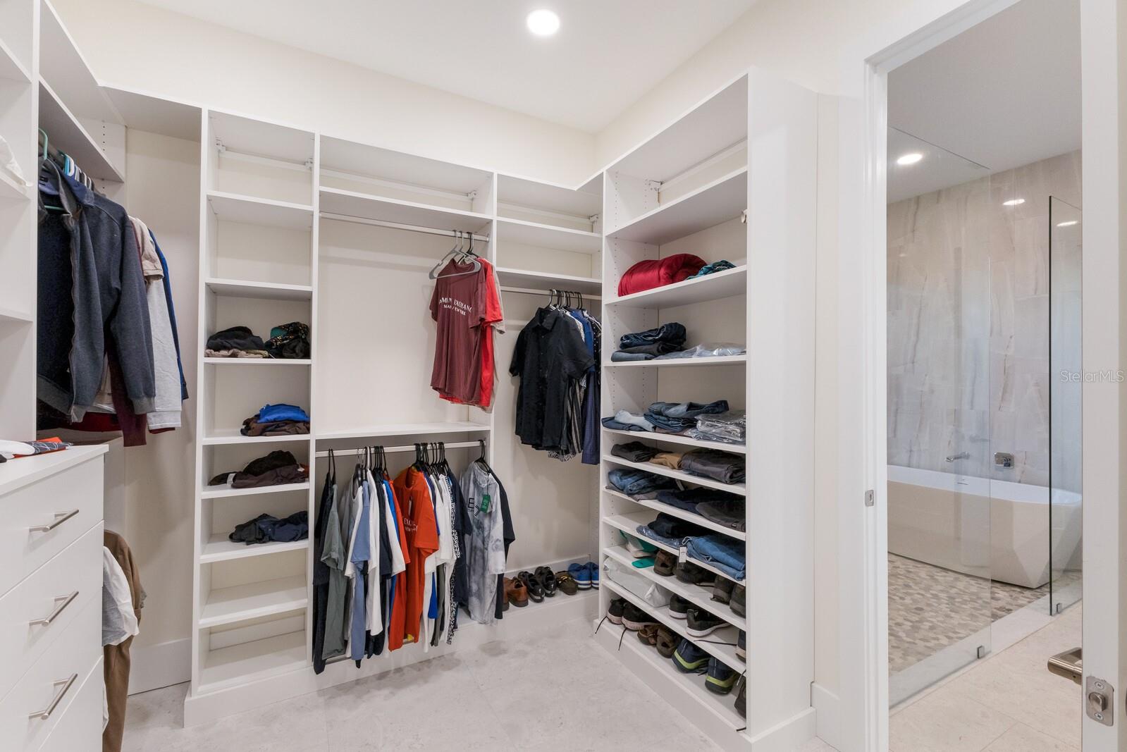 LONGBOAT KEY ESTATES - Residential