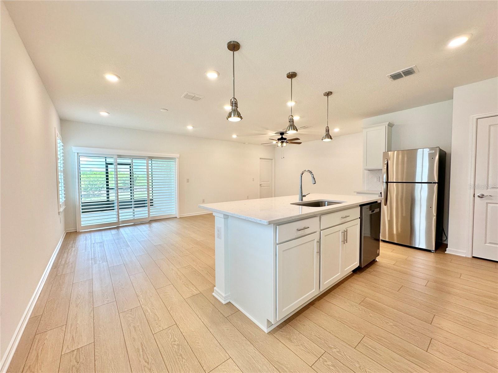 STONE CRK BY DEL WEBB SUNDANCE - Residential