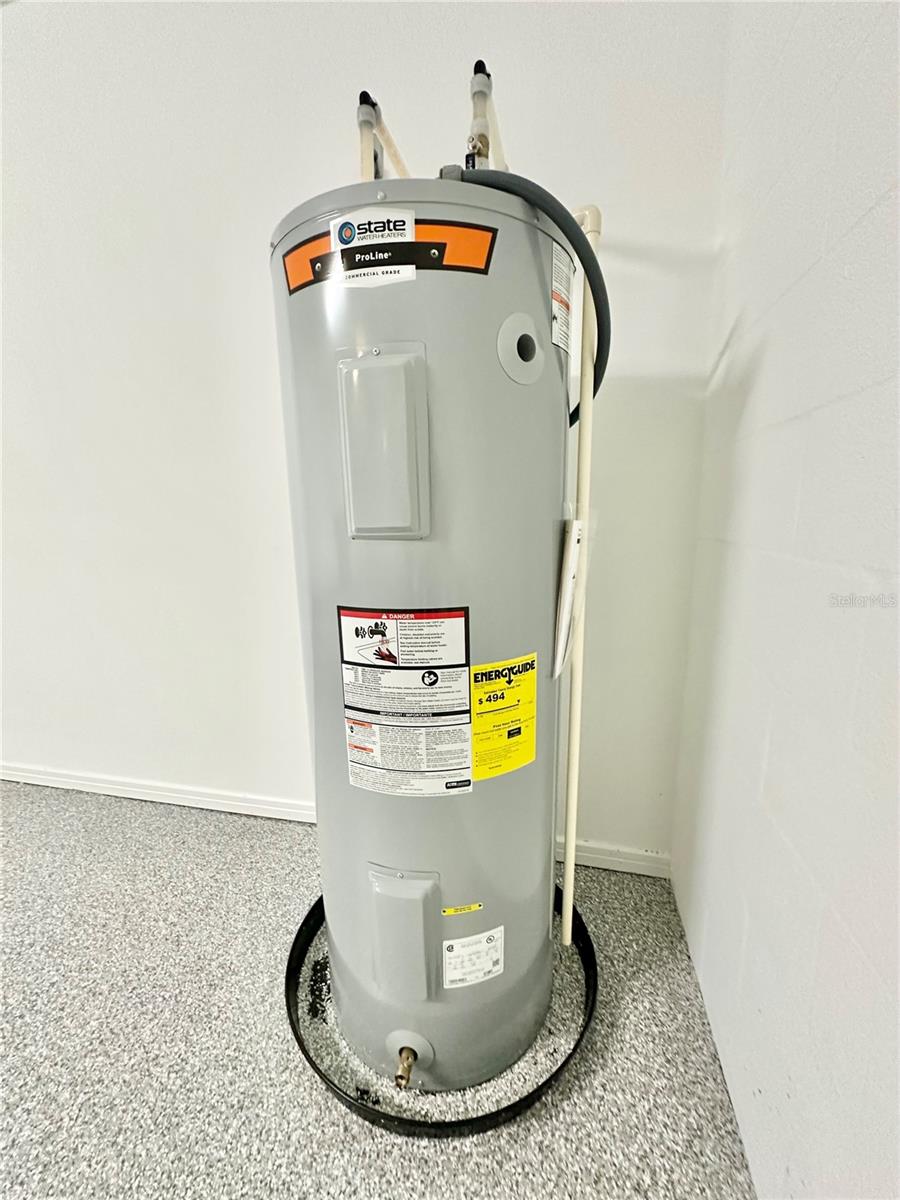 STONE CRK BY DEL WEBB SUNDANCE - Residential