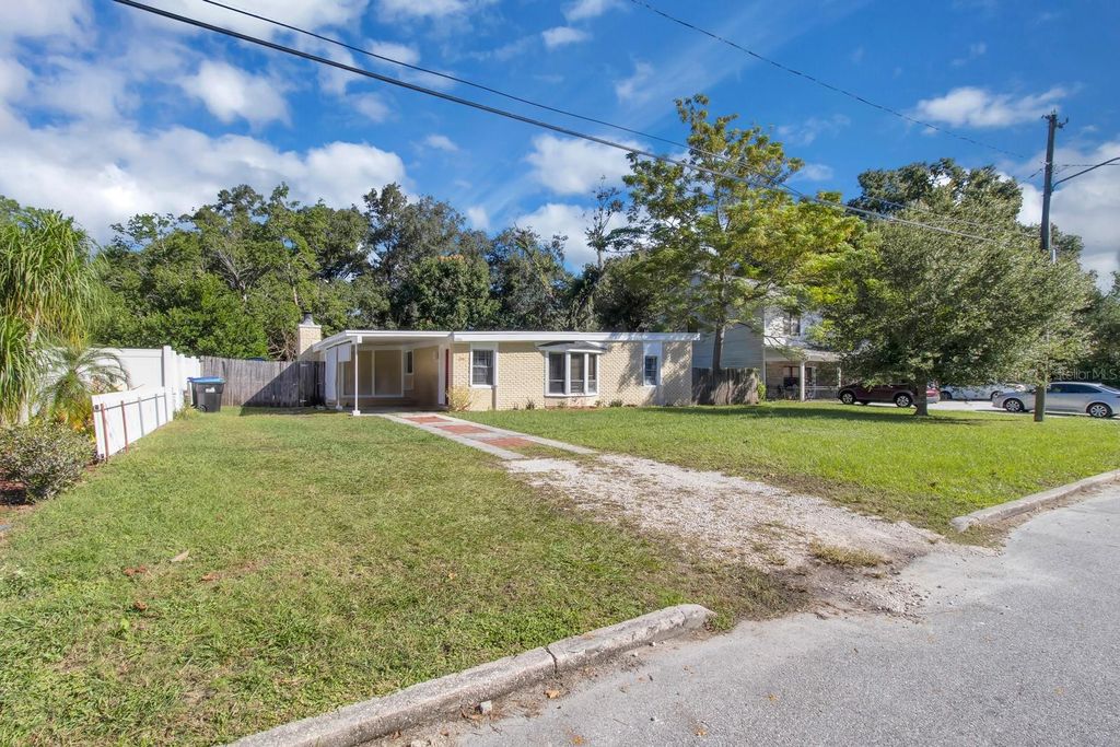 Photo of 11531 Cameron Street, Orlando, FL 32817 (MLS # O6350709)