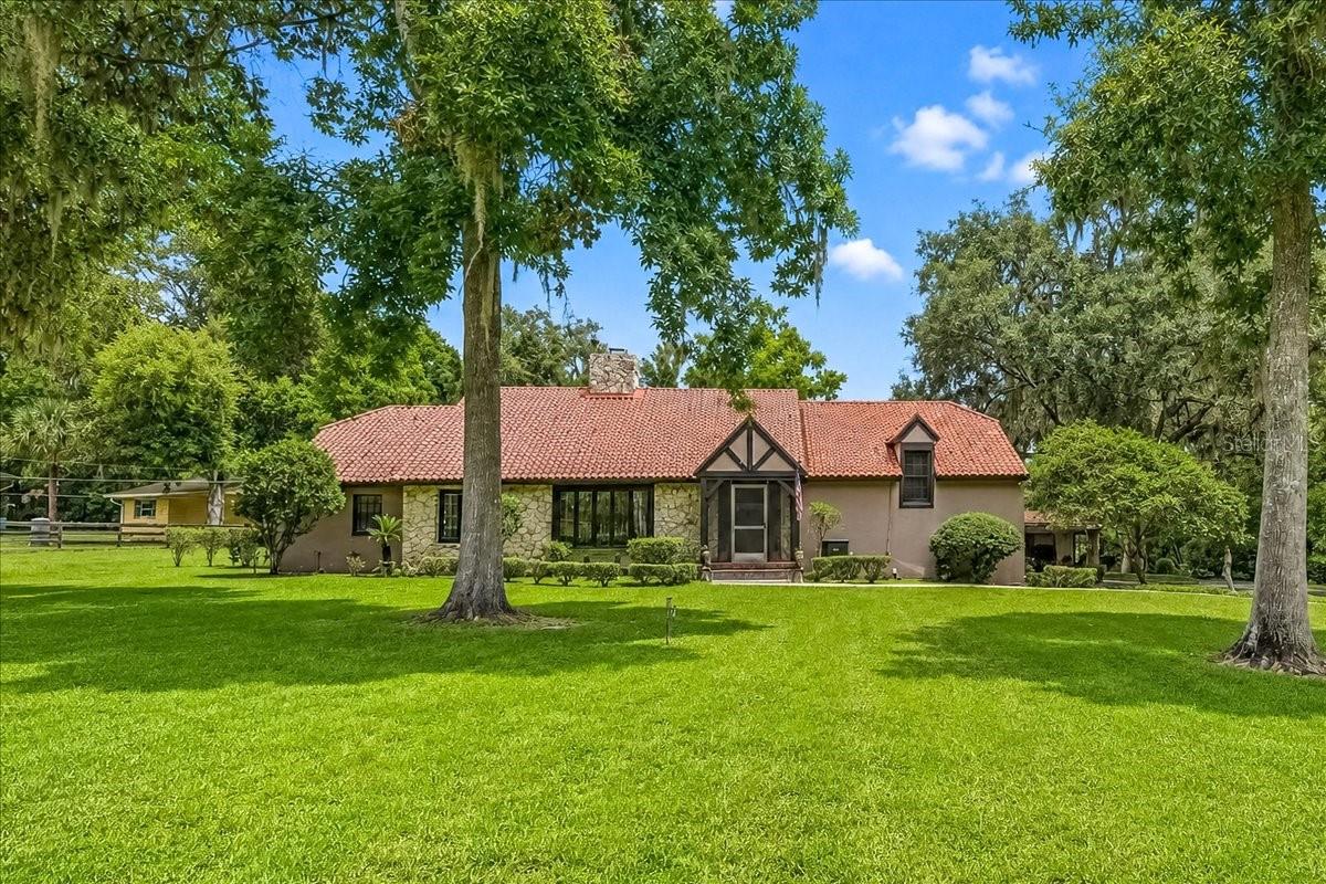 411 SW 38TH STREET