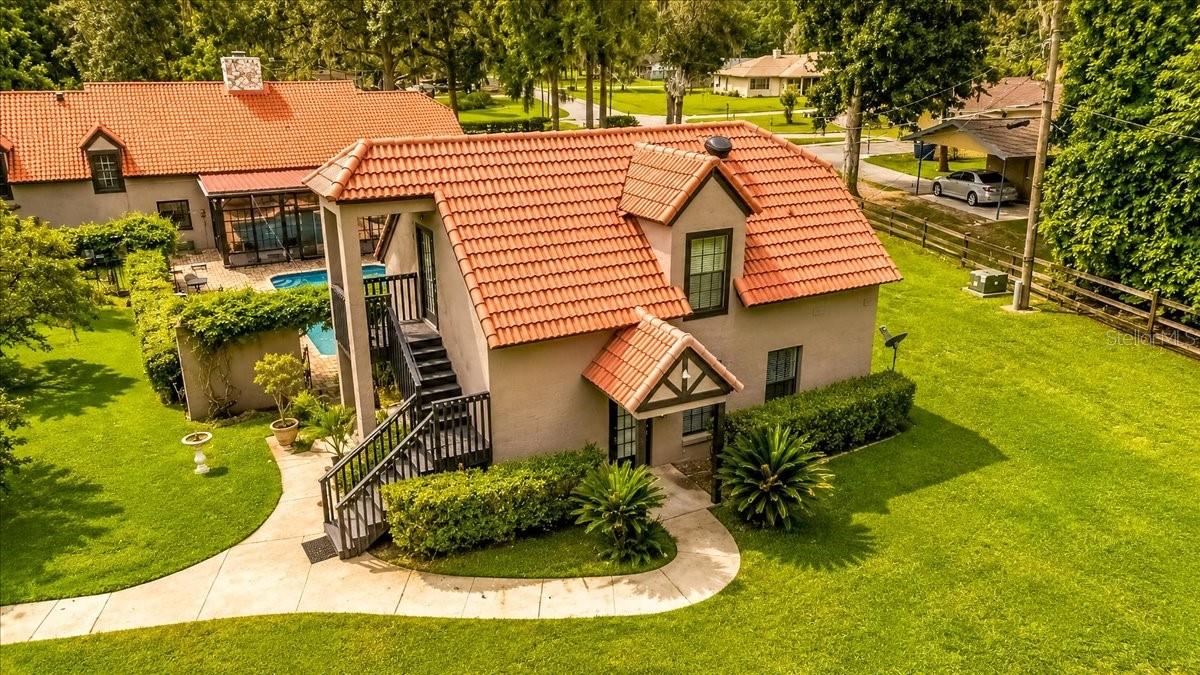 411 SW 38TH STREET