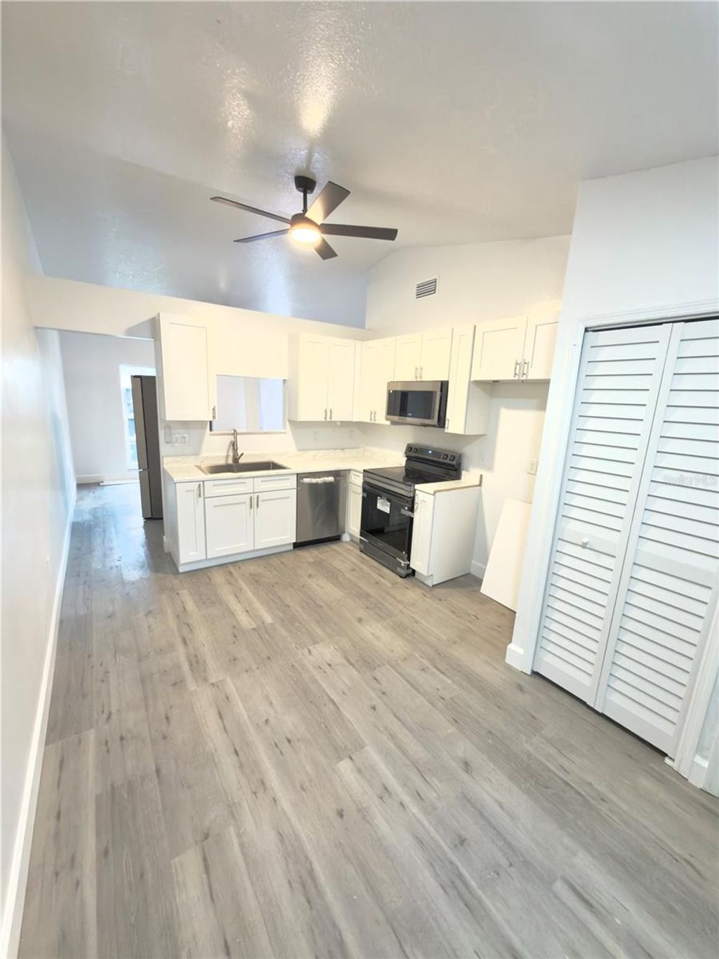 Photo of 1442 Candlewyck Drive, Orlando, FL 32807 (MLS # O6378914)