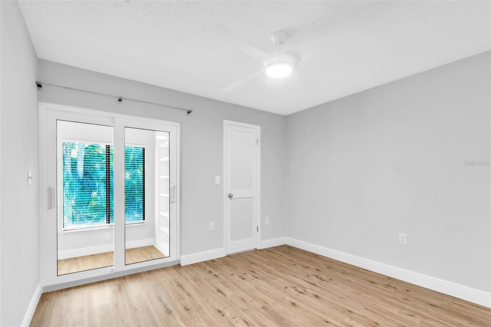 EAST LAKE WOODLANDS CLUSTER HOMES - Residential