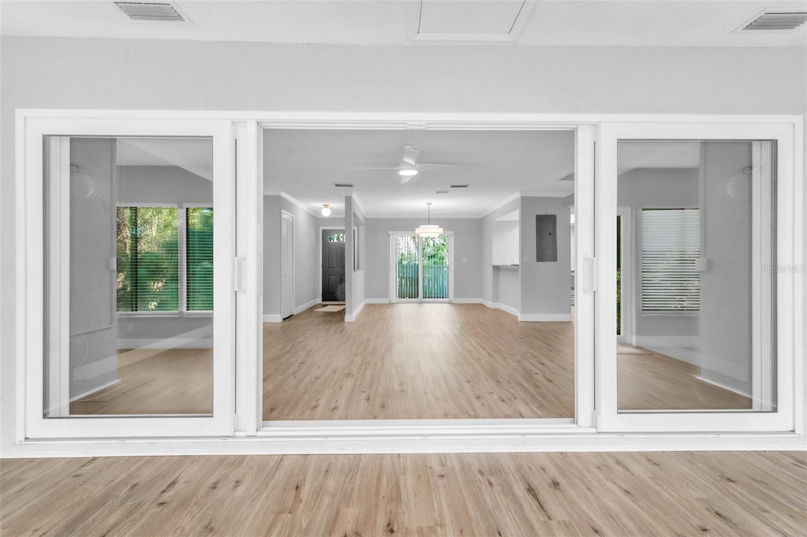 EAST LAKE WOODLANDS CLUSTER HOMES - Residential