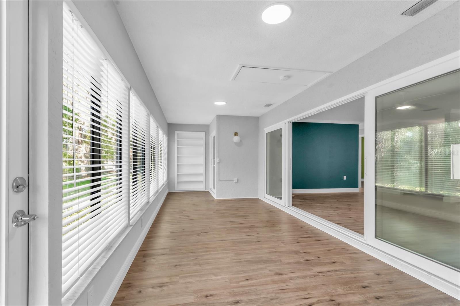 EAST LAKE WOODLANDS CLUSTER HOMES - Residential