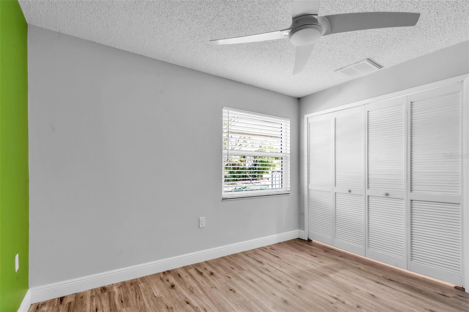 EAST LAKE WOODLANDS CLUSTER HOMES - Residential