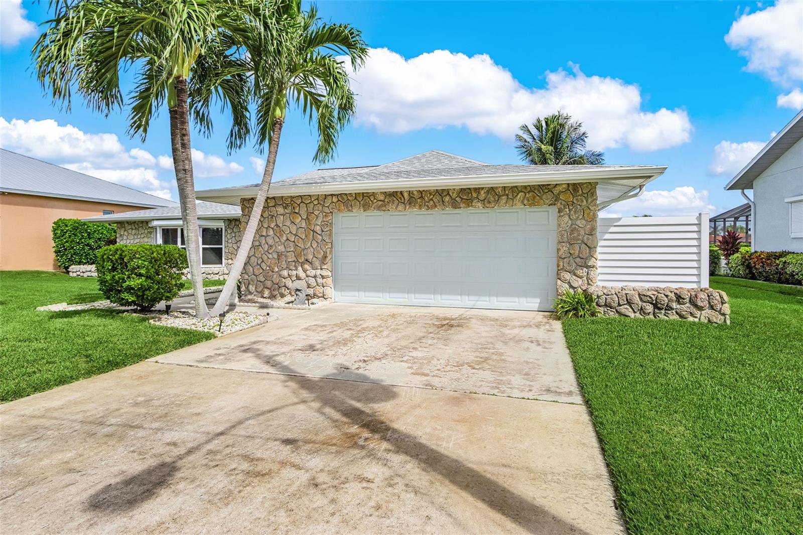 CALOOSAHATCHEE - Residential