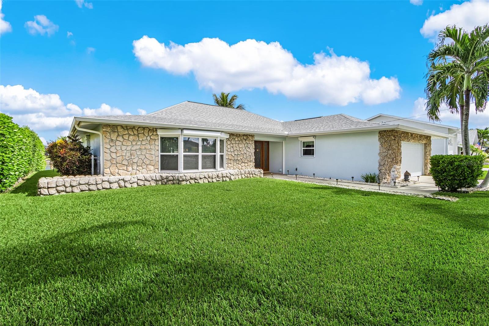 CALOOSAHATCHEE - Residential