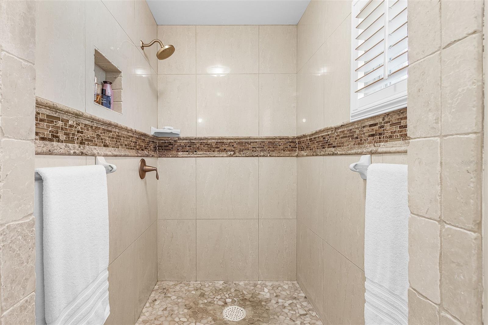 CALOOSAHATCHEE - Residential
