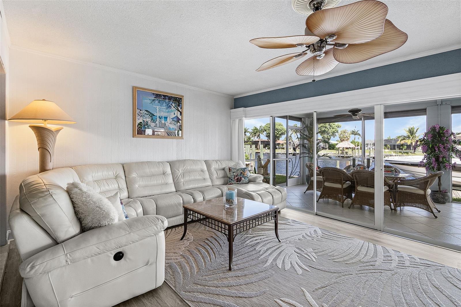 CALOOSAHATCHEE - Residential