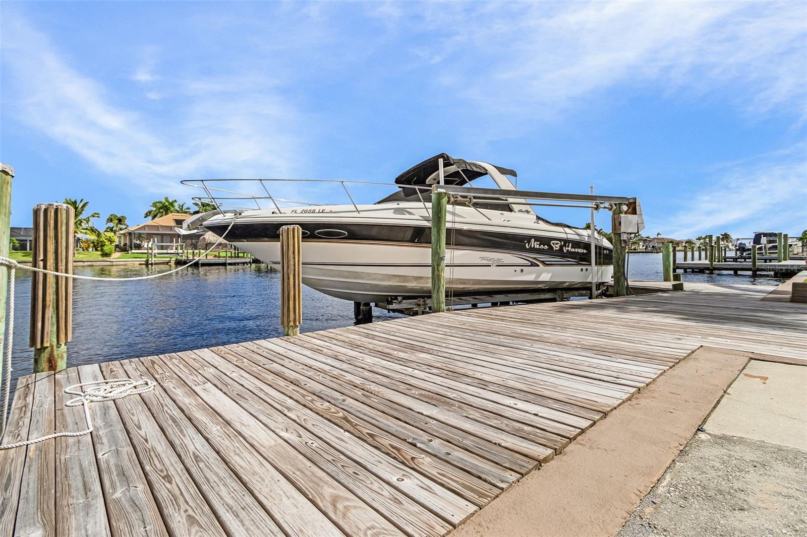 CALOOSAHATCHEE - Residential