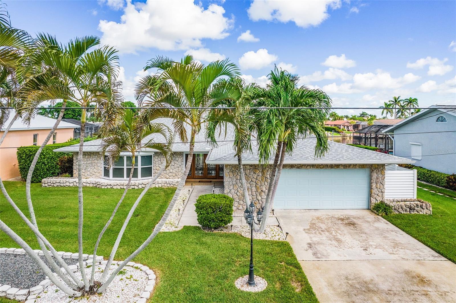 CALOOSAHATCHEE - Residential