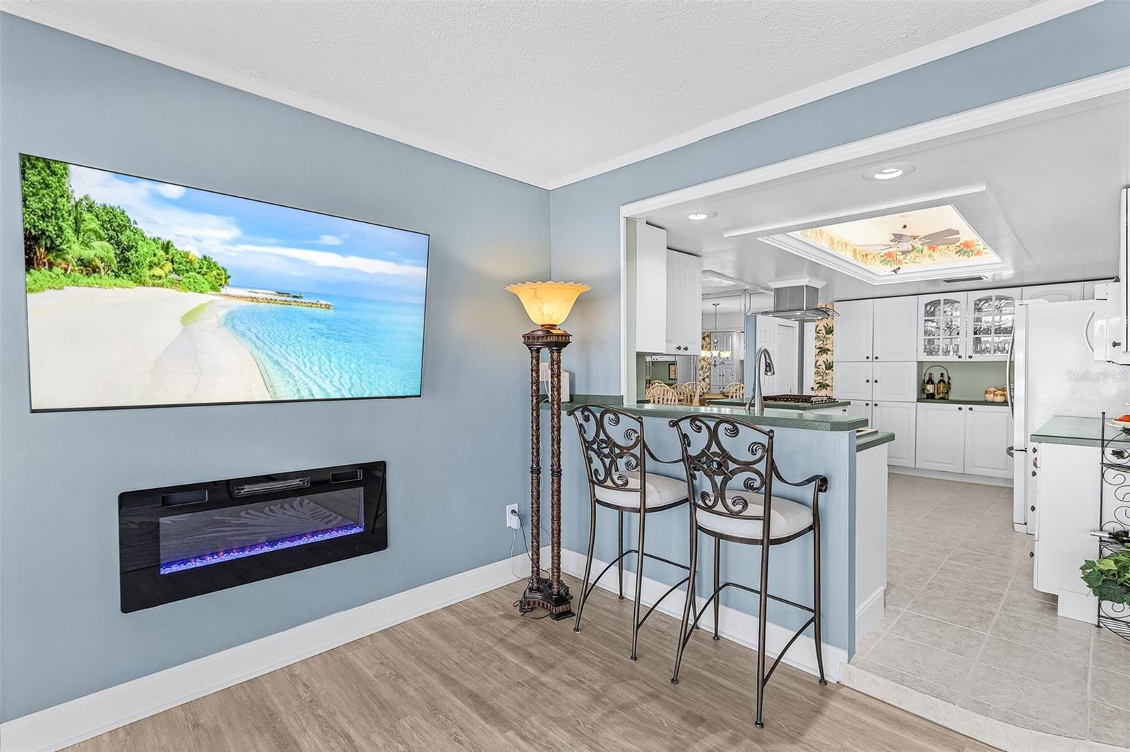 CALOOSAHATCHEE - Residential