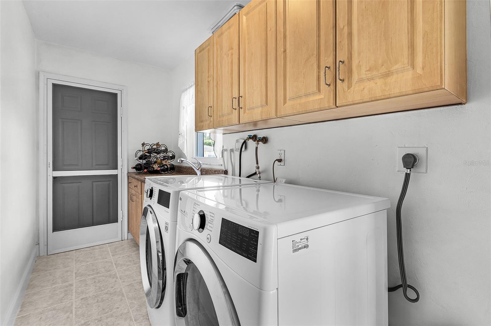 CALOOSAHATCHEE - Residential