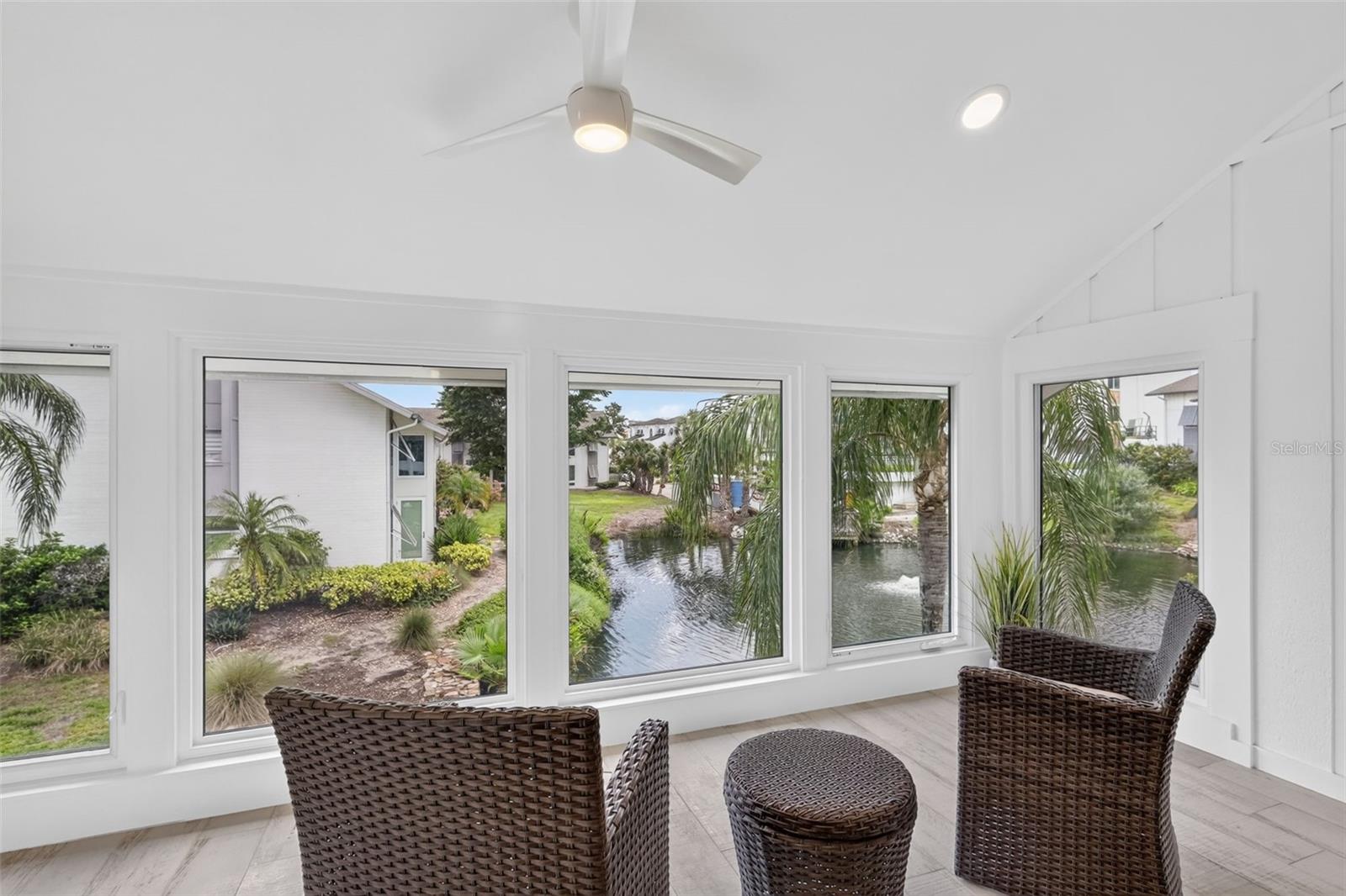 1130 W PEPPERTREE LANE 118