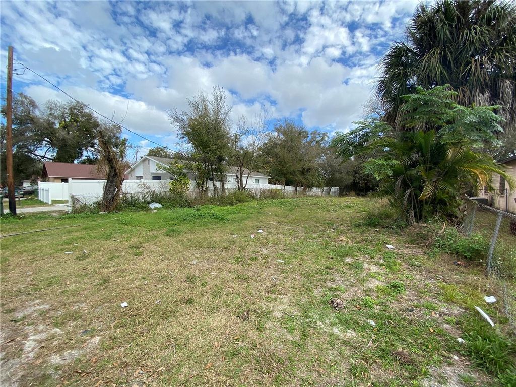 Photo of 2907 Cord Street, Tampa, FL 33605 (MLS # T3439003)