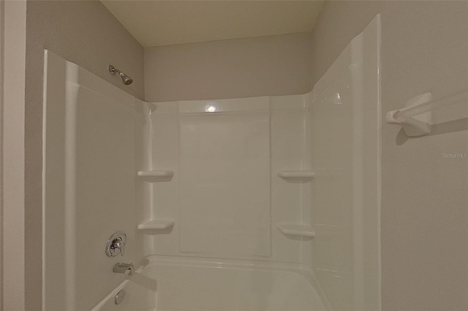 OCALA CROSSINGS - Residential Lease