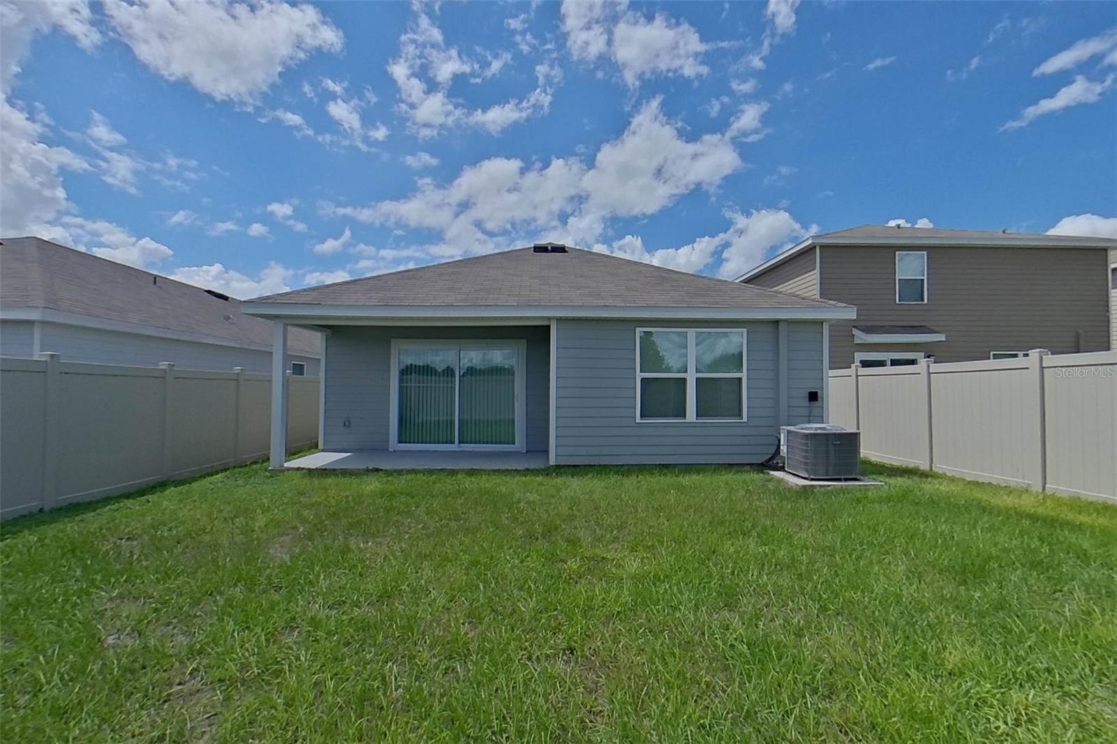 OCALA CROSSINGS - Residential Lease