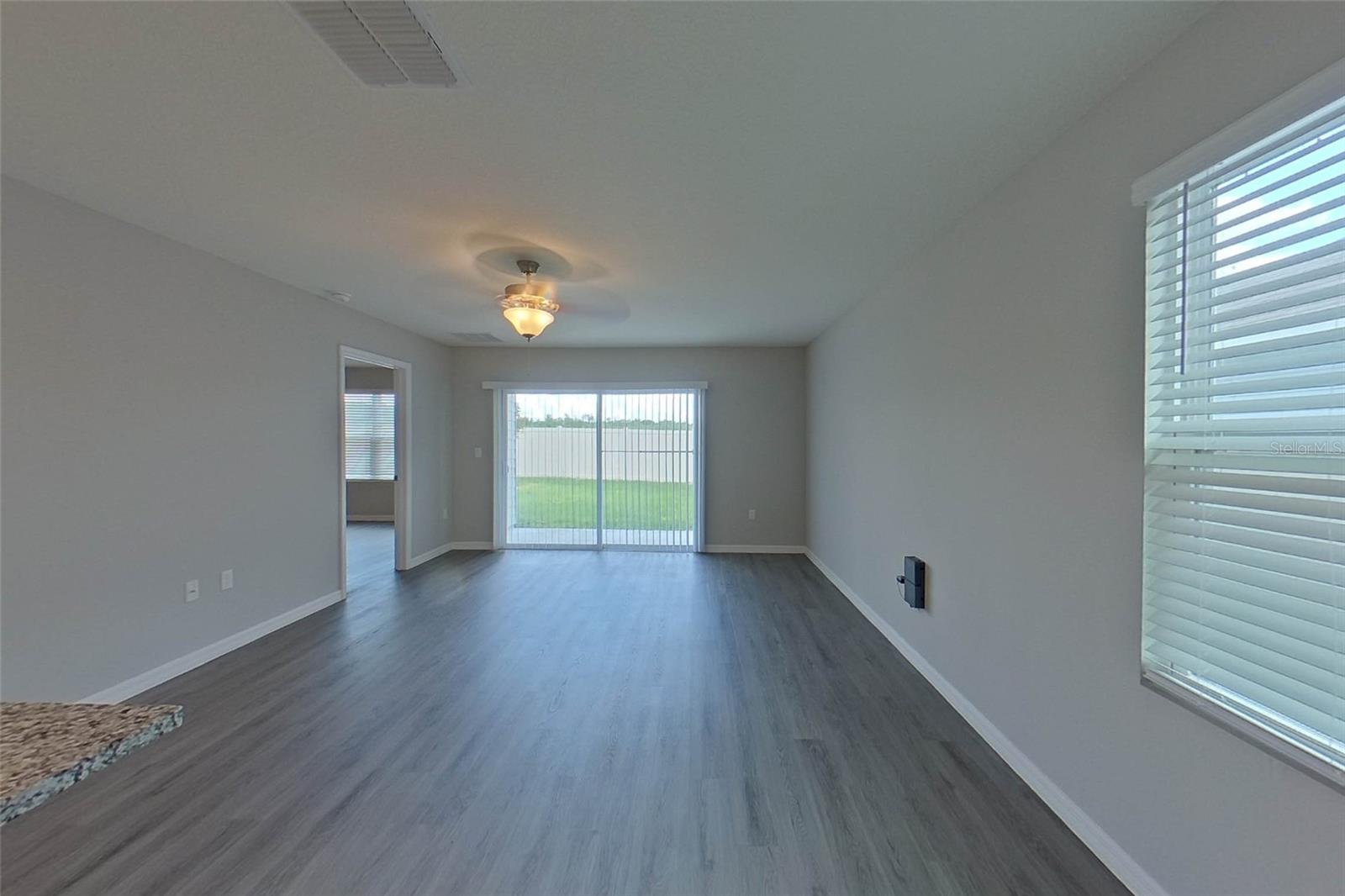 OCALA CROSSINGS - Residential Lease