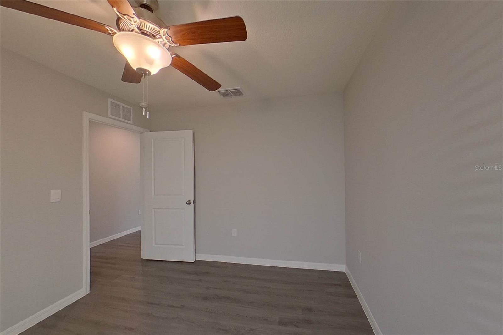 OCALA CROSSINGS - Residential Lease