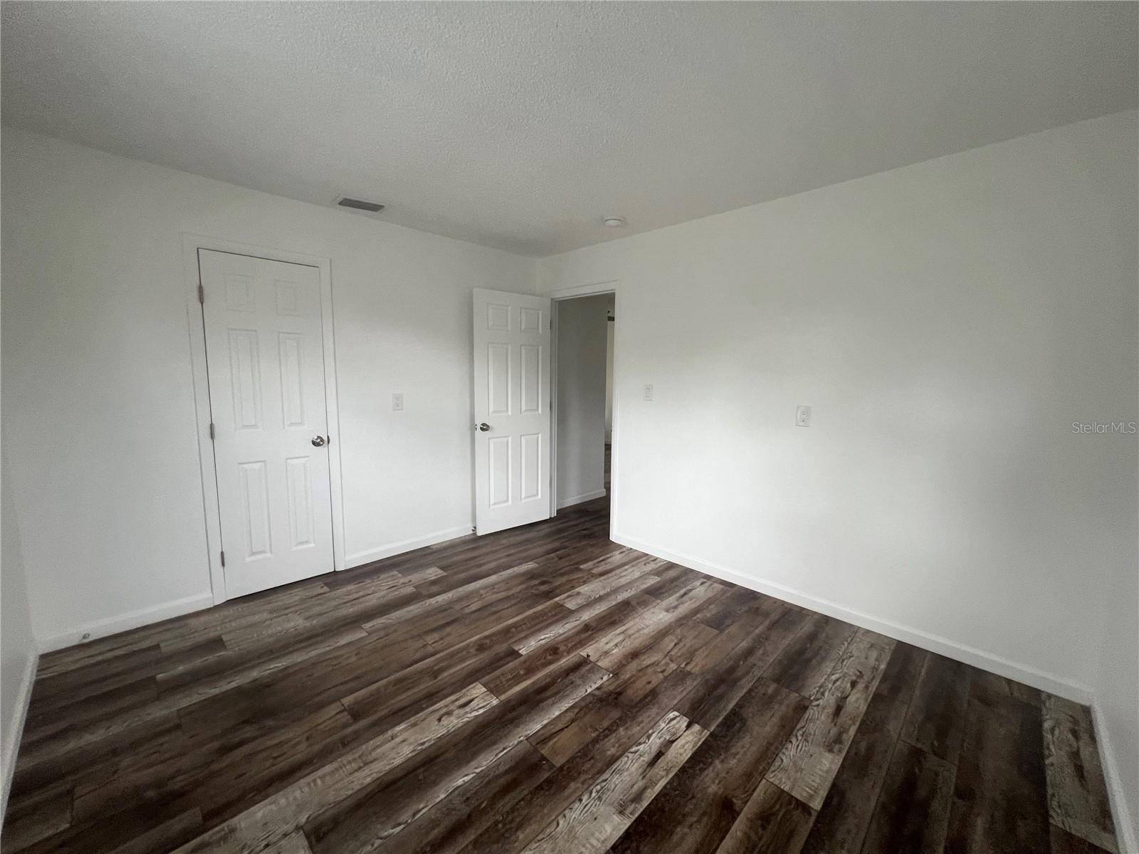 MYRTLE GARDENS - Residential Lease