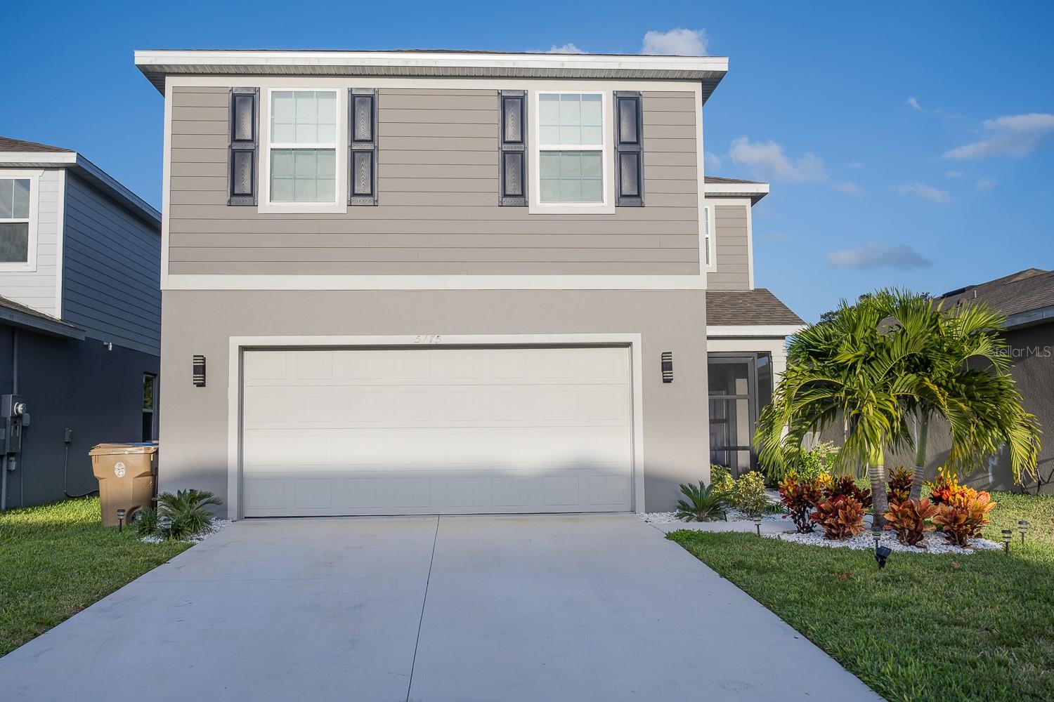 Available for immediate move-in.Amazing 5 bedroom 3 bath home,Built by Pulte in 2021. Home includes Irrigation system, Energy efficient windows. Open floor plan, spacious island in the kitchen. NO PETS. Community includes a clubhouse, resort style pool and fitness center. It is close to shopping and restaurants. Just minutes away from Lake Nona and just 45 minutes to the beach
