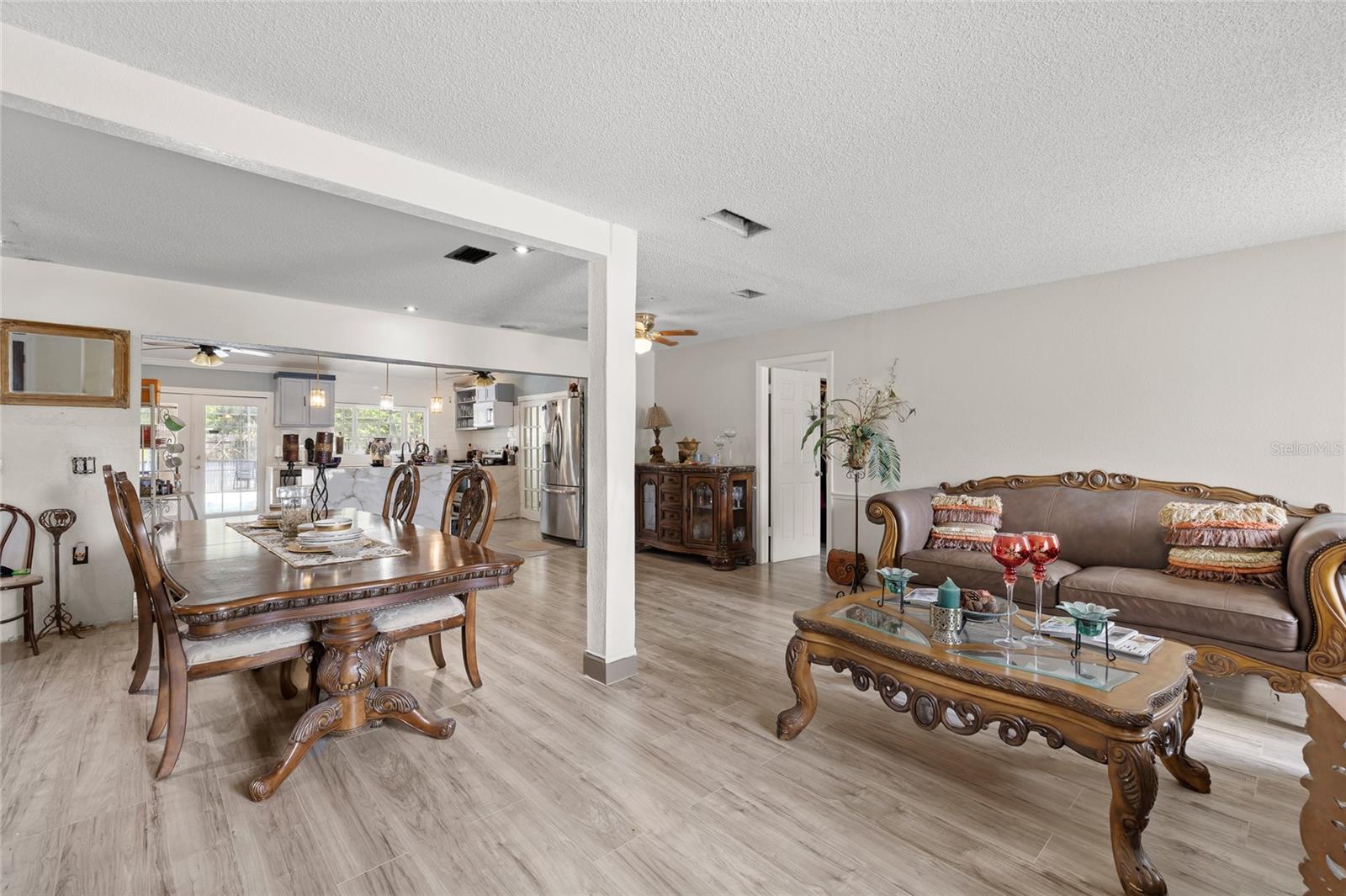 JACARANDA - Residential