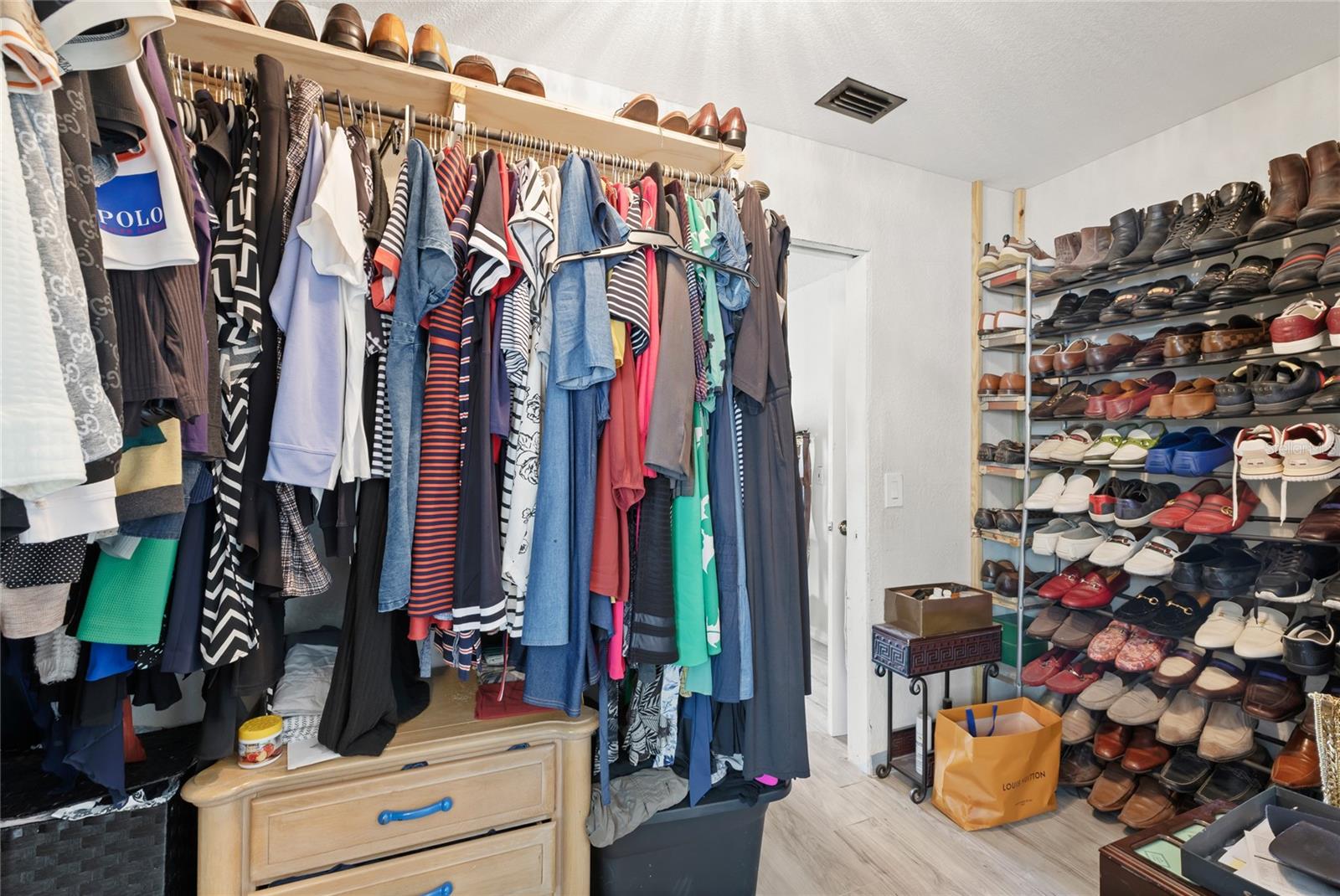 JACARANDA - Residential