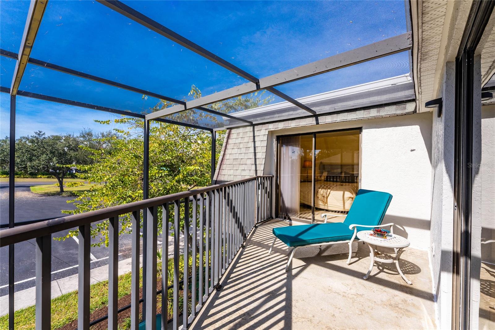 ADMIRALTY VILLAGE CONDO - Residential