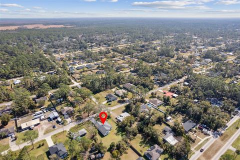 A home in DELAND