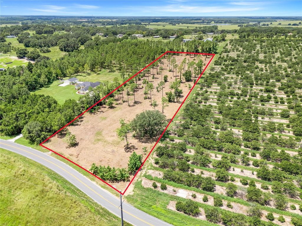 Photo of S Dewey Robbins Road, Howey In The Hills, FL 34737 (MLS # G5100988)