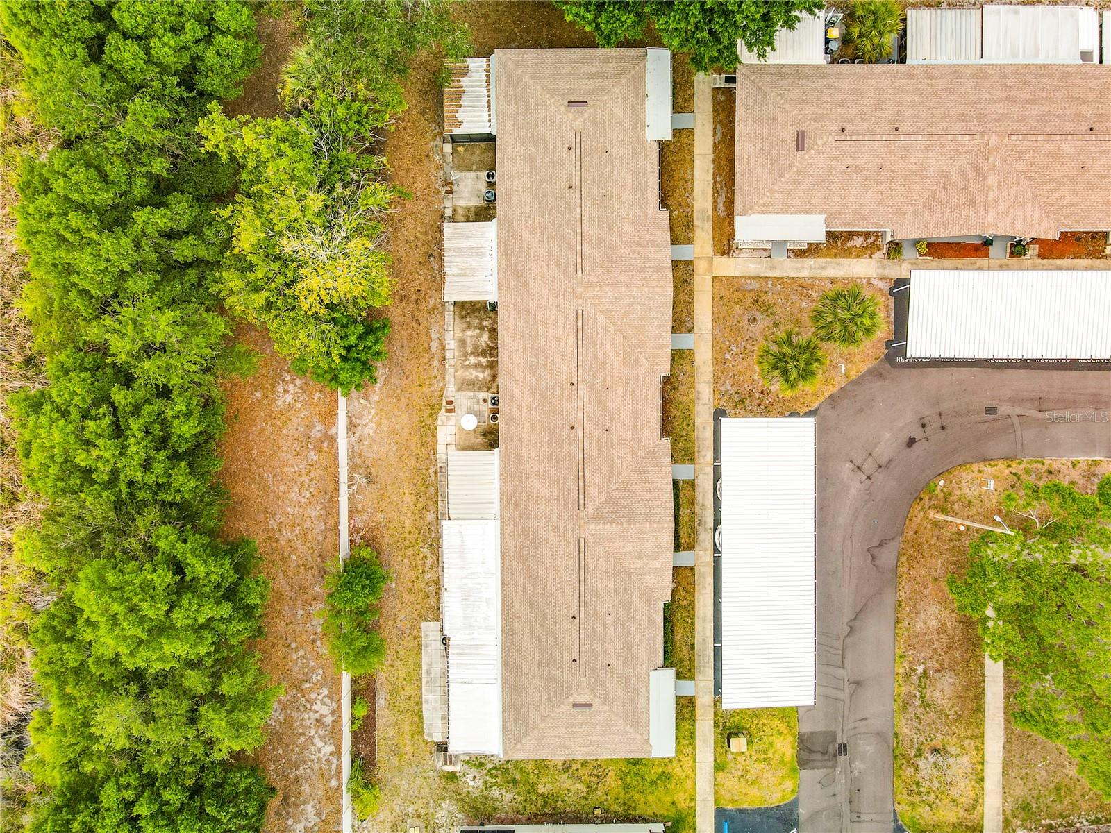 HILL CREST VILLAS - Residential
