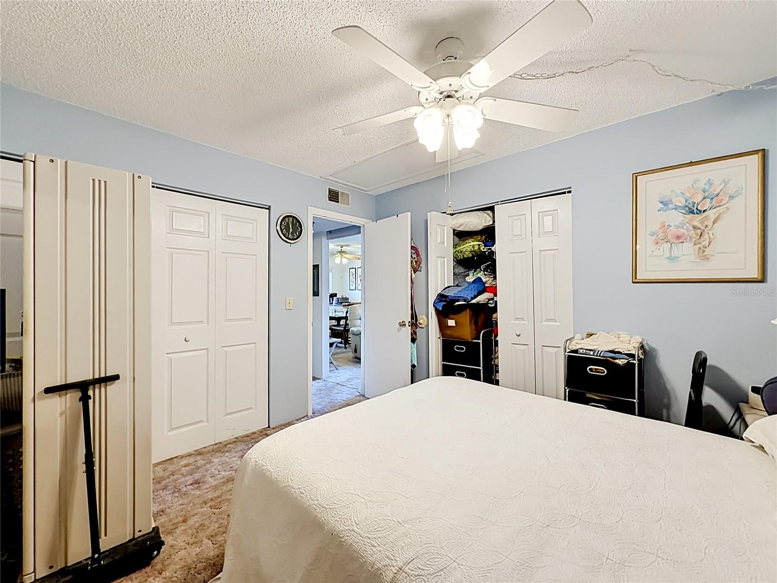 HILL CREST VILLAS - Residential