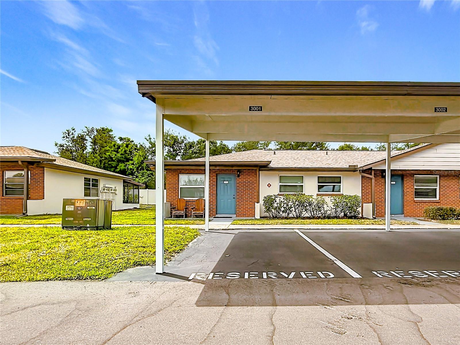 HILL CREST VILLAS - Residential