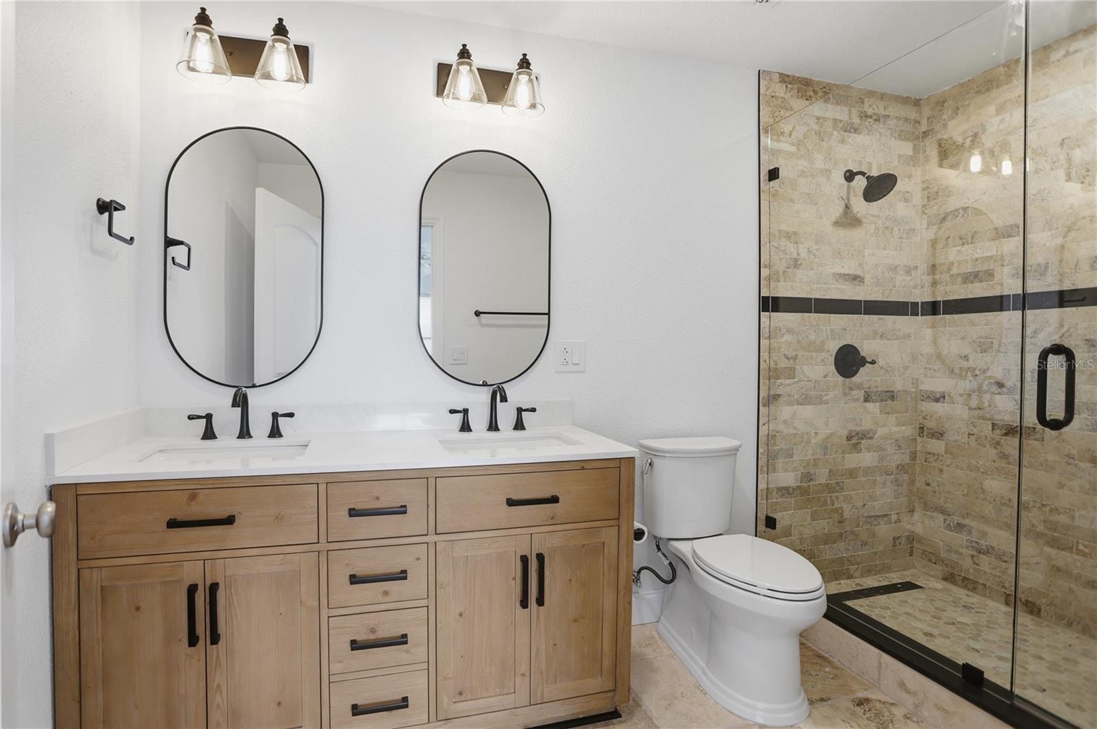 LAKEVIEW RESERVE 46/149 - Residential